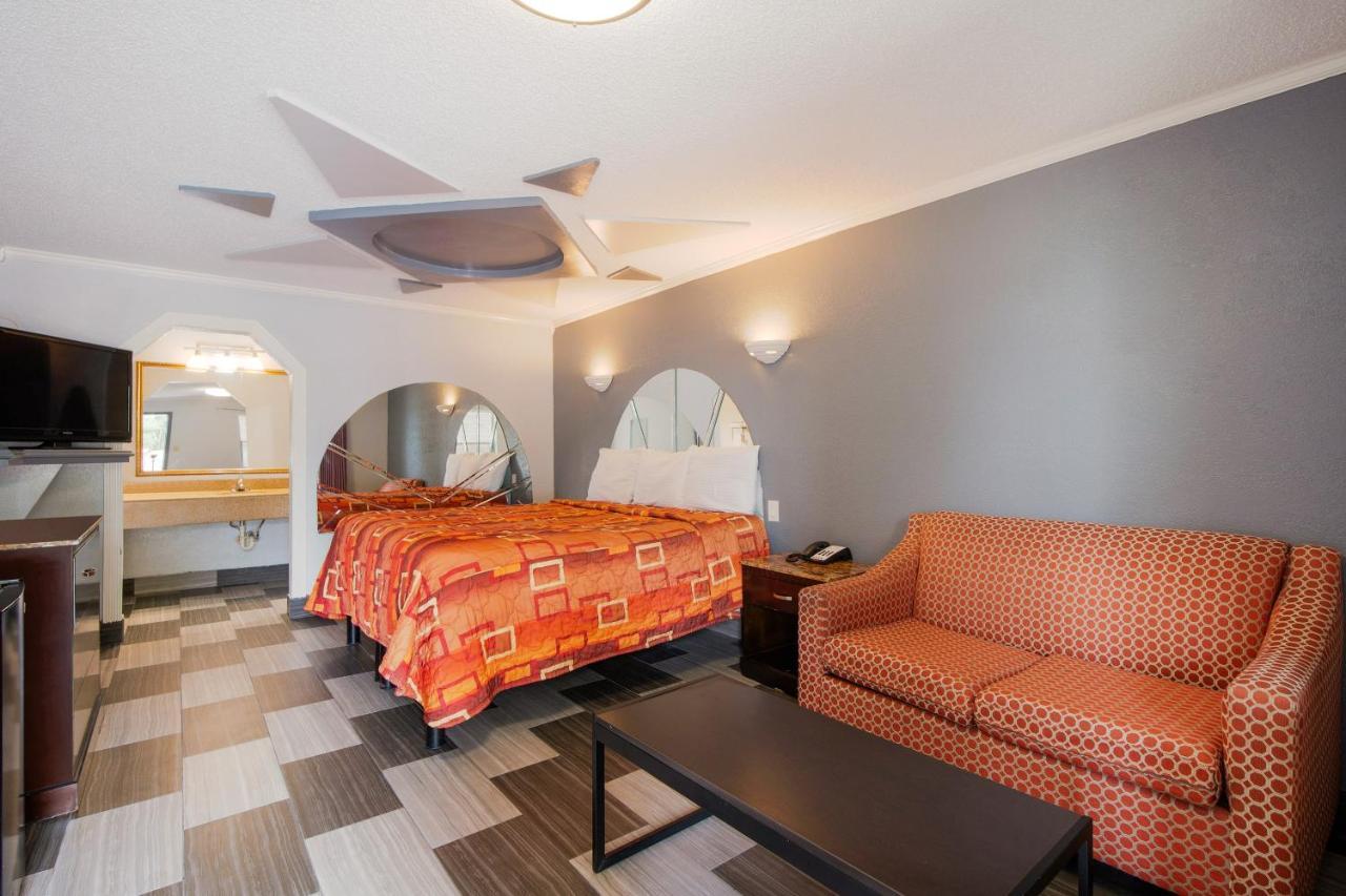 Oyo Hotel Houston I-69 & I-610 Bagian luar foto