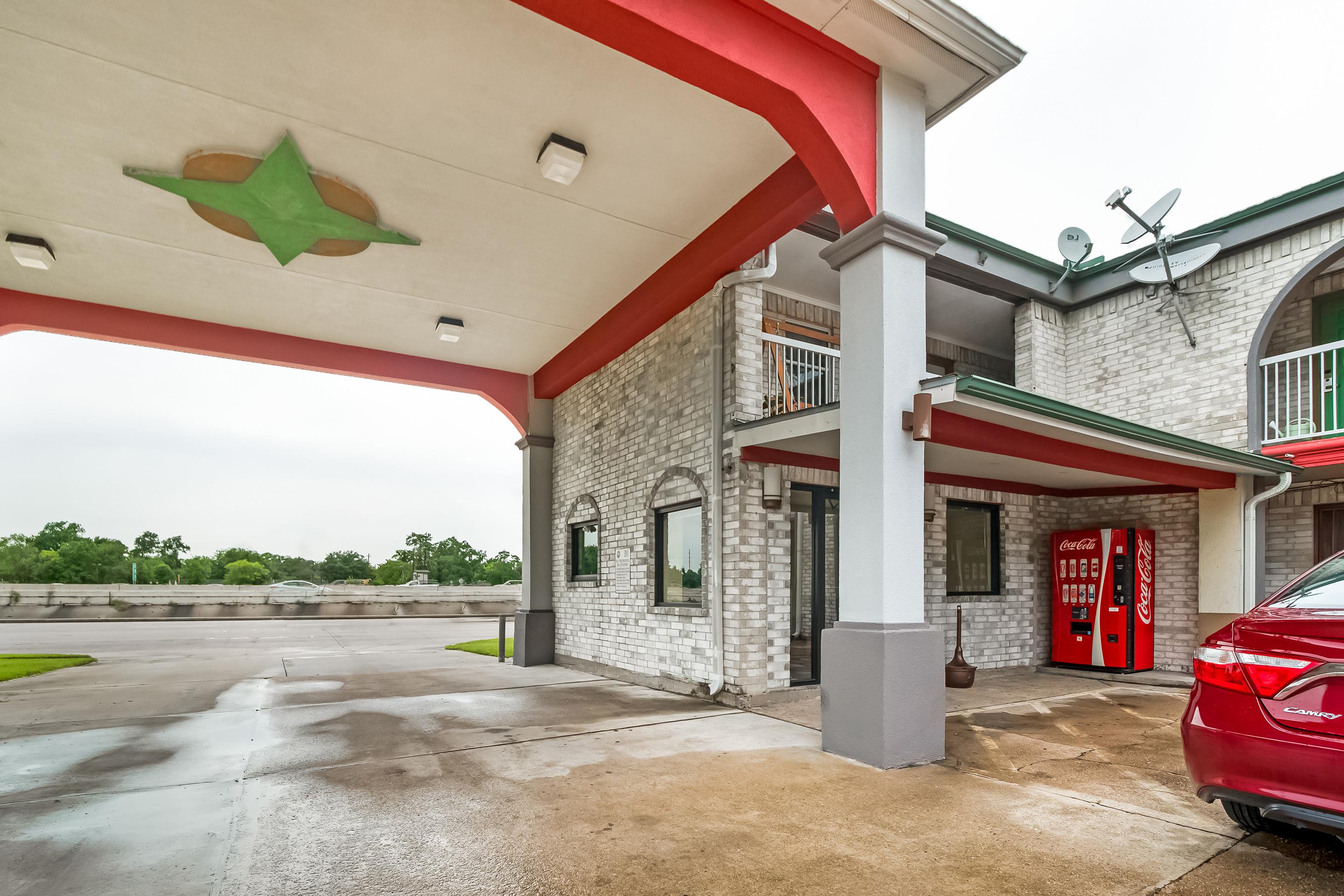 Oyo Hotel Houston I-69 & I-610 Bagian luar foto